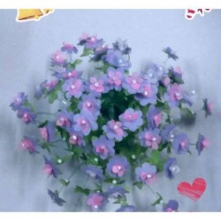 Bình hoa voan xinh ngày tết