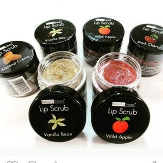 Tẩy da chết môi Beauty Treats