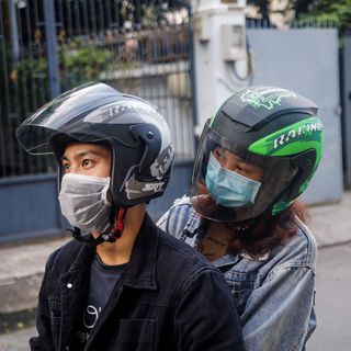 (Xưởng sản xuất mũ bảo hiểm) Mũ 3/4 SRT cao cấp tem Racing Dương kính khói chống lóa - lót kháng khuẩn, êm ái.