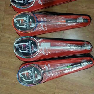 Vợt cầu lông lining khung cacbon xịn