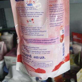 Nứơc xả vải túi Fresh & Soft TL 600ml