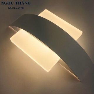 Đèn Led treo tường ốp tường trang trí trong nhà cầu thang ánh sáng vàng Led 7W GT340 Ngọc Thắng