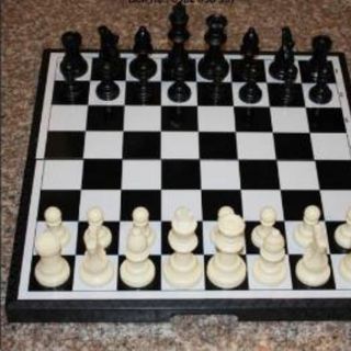 Bàn cờ vua nam châm cao cấp