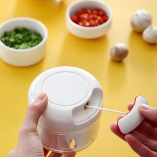 (Mới) Dụng Cụ Xay Tỏi Ớt Cầm Tay - Máy Nghiền Tỏi Ớt Tiện Lợi - Máy Nghiền Rau Củ Quả Đa Năng