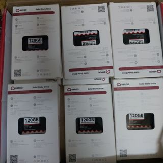 Thanh lý 10 Ổ Cứng SSD 120 Gb chính hãng