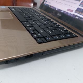 Laptop cũ giá rẻ văn phòng thanh lý đầy đủ phụ kiện đang sử dụng bình thường