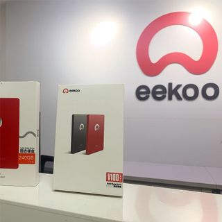 [Mã 255ELSALE giảm 7% đơn 300K] Ổ cứng eekoo 120gb v100 full box - hàng chính hãng 3 năm bảo hành