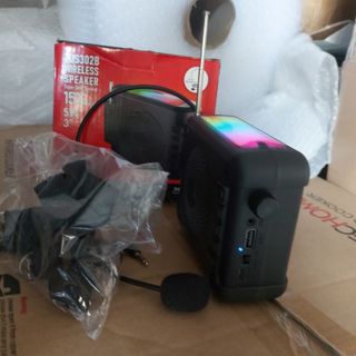 Loa trợ giảng mini ZQS302B có bluetooth nghe nhạc, cổng USB, FM radio, đèn pin sáng