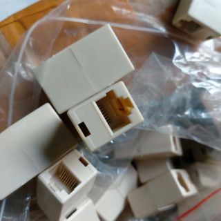 Đầu nối dây mạng LAN 1 ra 1 (Hình thực tế) có giao hỏa tốc