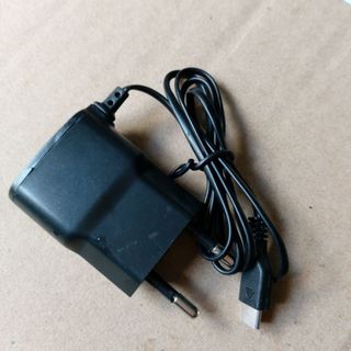 Bộ sạc có dây cổng micro 5V dây dài 1m
