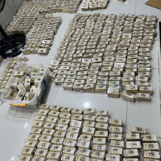 Sỉ miếng dán linh phù cầu tài lộc, công danh, may mắn, tình duyên, mèo thần tài dán phong thuỷ giá sỉ
