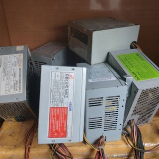 Bộ nguồn máy tính bàn giá rẻ chính hãng hoạt động bình thường
