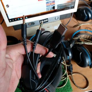 [Mã ELHACE giảm 4% đơn 300K] Headphone Exavp Exzzo chính hãng cũ dây dẻo cao cấp nghe nhạc, chơi game, nói chuyện ok