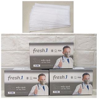 Hộp 50 cái khẩu trang 4 lớp kháng khuẩn