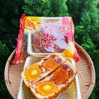 Bánh Trung Thu Thập Cẩm Gà Quay 2 Trứng Tân Dân Lợi
