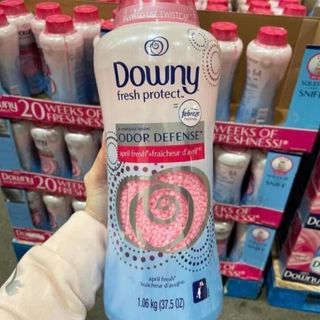 Viên Xả Vải Downy Fresh Protect Hạt Thơm quần áo Hương Hoa Hồng dùng xả quần áo làm túi thơm Chai 859gr và 1.06kg Hàng Mỹ
