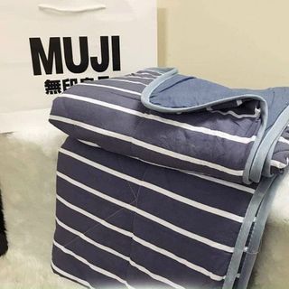 Chăn muji kẻ sọc to