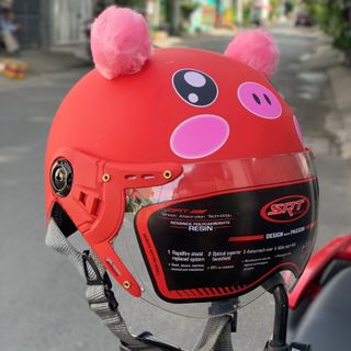 ( Xưởng sỉ nón bảo hiểm ) Mũ bảo hiểm nửa đầu trẻ em SRT kính càng heo đỏ có tai từ 5-9 tuổi