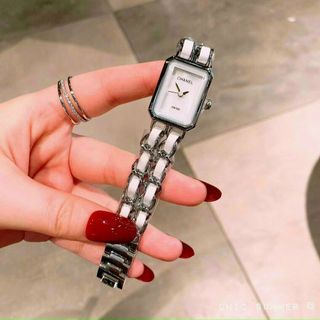 ĐỒNG HỒ CHANE NỮ DA XÍCH NEW