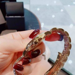 ĐỒNG HỒ MARC JACOB NỮ GOLD CAO CẤP