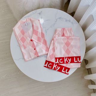 ĐỒ MẶC NHÀ TNQD LUCY LỤA QC