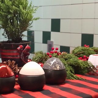 Nến thơm hình trứng, hũ sứ matte siêu xinh. xịn