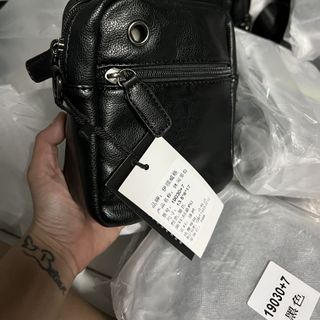 Túi mini đeo chéo nam quảng châu