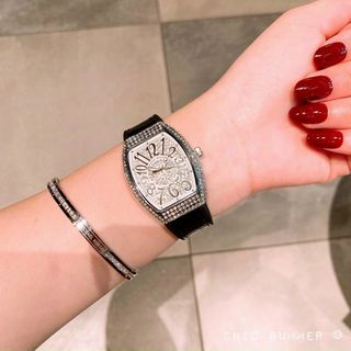 ĐỒNG HỒ FRANK MULLER NỮ XlNH