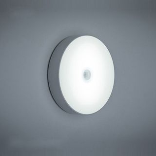 Đèn Cảm Biến Loại Đèn LED Chiếu Sáng Thông Minh Đa Chức Năng Tích Điện