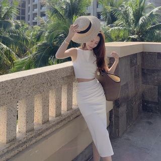 SET ÁO CROPTOP CHÂN VÁY BÚT CHÌ - DT1612