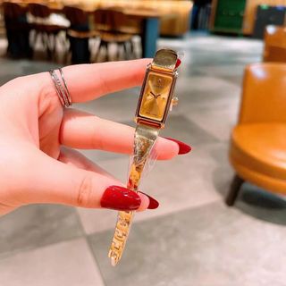 ĐỒNG HỒ GUCCl CHỮ NHẬT NỮ NEW