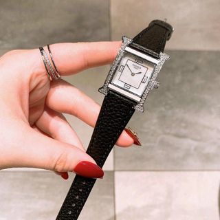 ĐỒNG HỒ HERRMES NỮ DA VUÔNG NEW