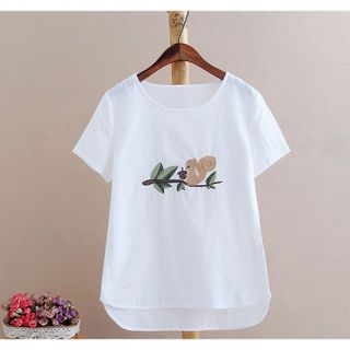 Ao nữ họa tiết thêu sang trọng T20