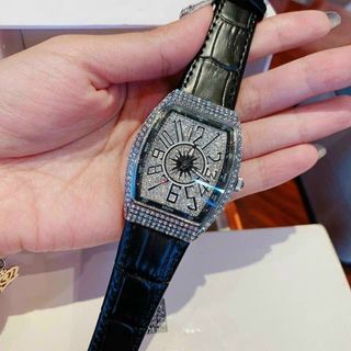 Đồng hồ Monbangtuo