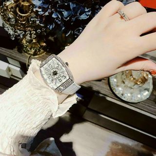 Đồng hồ Monbangtuo