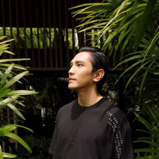 Áo thun Nam Tay liền in typo tràn tay MTS 1127