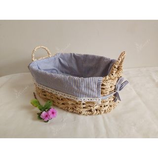 Khay cói oval có quai kèm vải lót cotton, giỏ đan từ sợi buông hàng VN, hình thật chụp