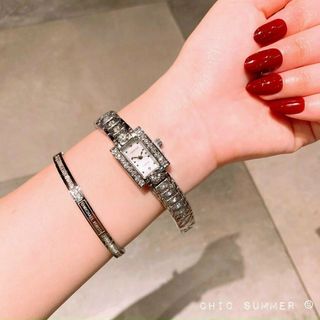 ĐỒNG HỒ CARTIIER NỮ XINH XINH NEW