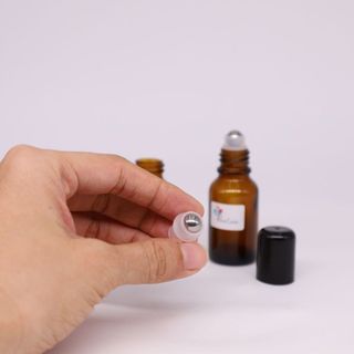 (MUA 2 TẶNG 1) Chai bi lăn nâu 5ml 10ml 15ml 20ml 30ml 50ml cao cấp, chai thủy tinh chiết nước hoa tinh dầu serum