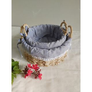 Khay cói tròn có quai kèm vải lót cotton, giỏ đan từ sợi buông hàng VN, hình thật chụp
