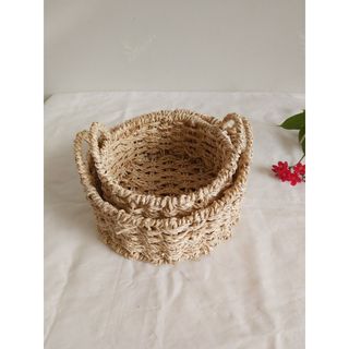 Khay cói tròn có quai kèm vải lót cotton, giỏ đan từ sợi buông hàng VN, hình thật chụp
