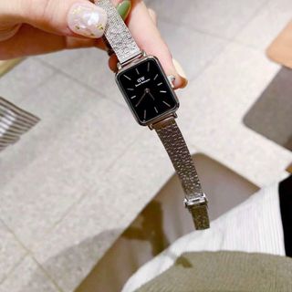 ĐỒNG HỒ D W LƯỚI NỮ CHỮ NHẬT NEW