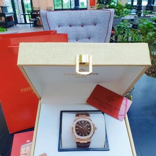 ĐỒNG HỒ PATEK PHlLIPPE NAUTILUS NÂU NEW