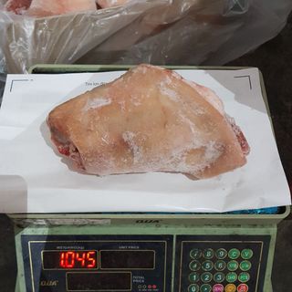 Khoanh giò heo trước Vion Đức