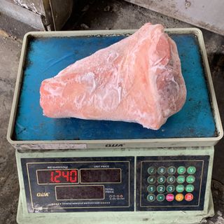 Khoanh giò heo trước Vion Đức