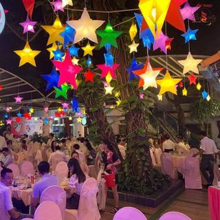 Lồng đèn ngôi sao nhựa