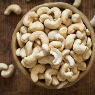 Hạt điều bể nhân sống trắng