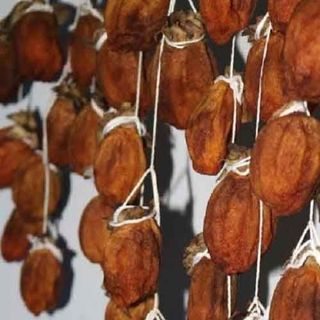 Hồng treo gió
