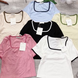Áo thun cổ vuông croptop phối viền