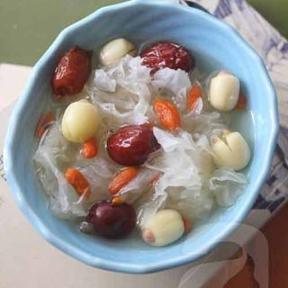Nấm tuyết khô